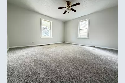 633 Spangler Drive, Zanesville, OH 43701 - Photo 2