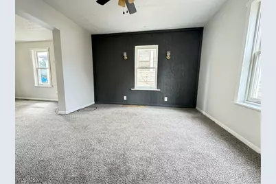 633 Spangler Drive, Zanesville, OH 43701 - Photo 4