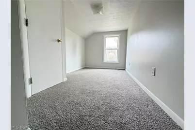 633 Spangler Drive, Zanesville, OH 43701 - Photo 14