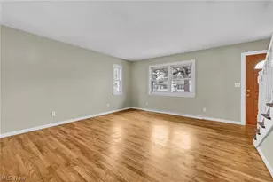 832 Harold St, Kent, OH 44240 - Photo 8