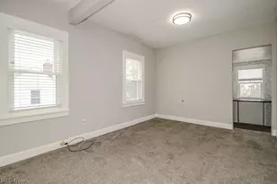 1203 Mayfield Ridge Rd, Mayfield Heights, OH 44124 - Photo 16