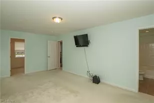 6525 Pine Bluff Ave NE, Canton, OH 44721 - Photo 20