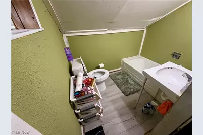 2410 Sunset Boulevard, Steubenville, OH 43952 - Photo 16