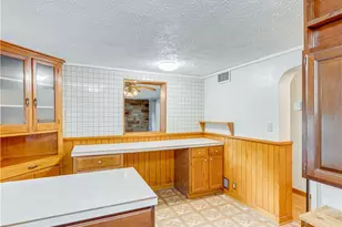 2740 Chelsea Dr, Akron, OH 44312 - Photo 8