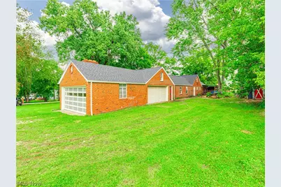 2740 Chelsea Drive, Akron, OH 44312 - Photo 18