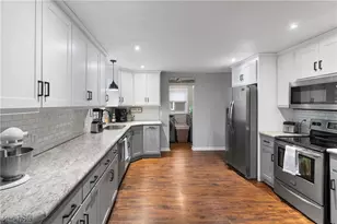 423 W Main St, Dalton, OH 44618 - Photo 12