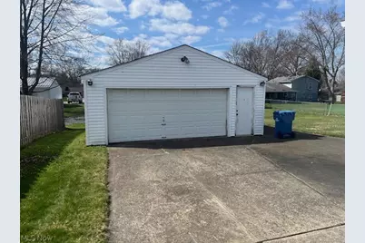 7408 Denny Drive, North Ridgeville, OH 44039 - Photo 2