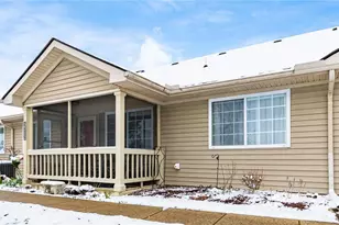 3712 Colony Hill Dr, Zanesville, OH 43701 - Photo 1