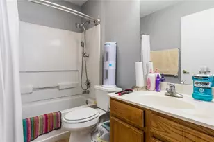 3712 Colony Hill Dr, Zanesville, OH 43701 - Photo 20