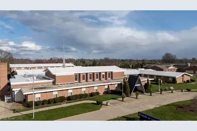 2812 Harvard Avenue NW, Canton, OH 44709 - Photo 2