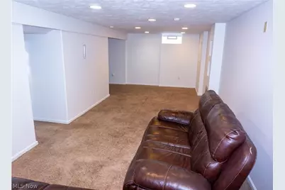 15401 Walvern Boulevard Boulevard, Maple Heights, OH 44137 - Photo 34