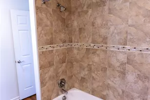 15401 Walvern Blvd Blvd, Maple Heights, OH 44137 - Photo 12