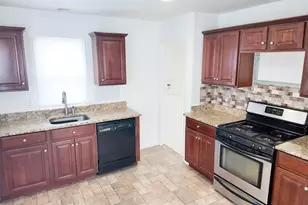 15401 Walvern Blvd Blvd, Maple Heights, OH 44137 - Photo 4