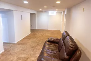 15401 Walvern Blvd Blvd, Maple Heights, OH 44137 - Photo 32