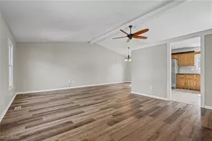 380 Sturbridge Dr, Medina, OH 44256 - Photo 4