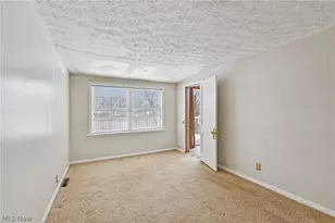 3932 S Main St, Akron, OH 44319 - Photo 22