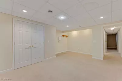 8195 Manor Gate Way, Mentor, OH 44060 - Photo 34