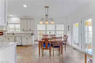 8195 Manor Gate Way, Mentor, OH 44060 - Photo 14