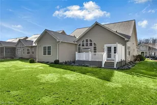 8195 Manor Gate Way, Mentor, OH 44060 - Photo 46