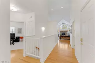 8195 Manor Gate Way, Mentor, OH 44060 - Photo 4