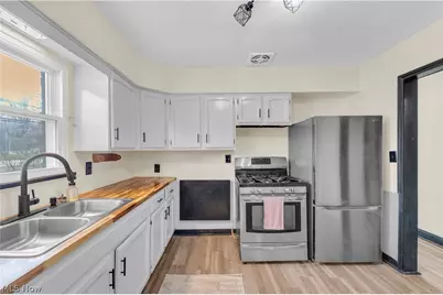 7320 Avon Belden Road, North Ridgeville, OH 44039 - Photo 16