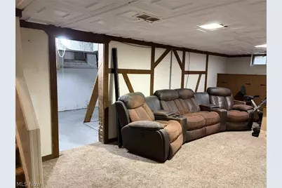 298 E 270 Street, Euclid, OH 44132 - Photo 28
