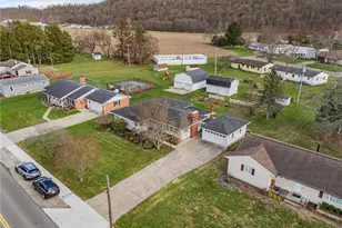 516 E Main St, Gnadenhutten, OH 44629 - Photo 38