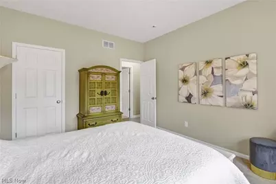 12218 Prospect Road, Strongsville, OH 44149 - Photo 20