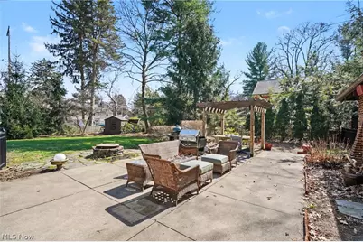 131 N Wheaton Road, Akron, OH 44313 - Photo 10