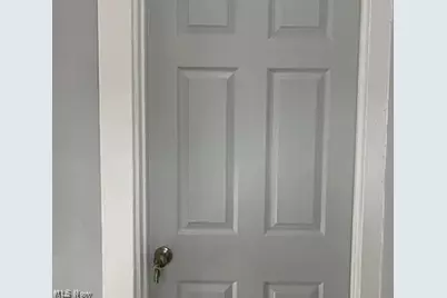 10112 Aetna Road, Loveland, OH 44105 - Photo 18