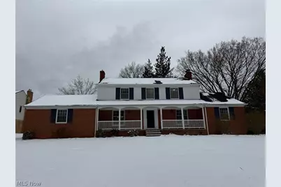 22350 S Woodland Road, Huber Heights, OH 44122 - Photo 1