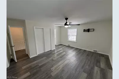 22350 S Woodland Road, Huber Heights, OH 44122 - Photo 16