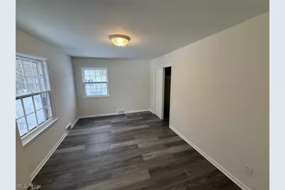 22350 S Woodland Road, Huber Heights, OH 44122 - Photo 16