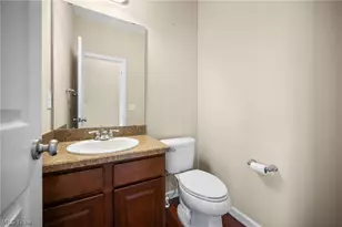 6935 Meadow Lakes Blvd, North Ridgeville, OH 44039 - Photo 12