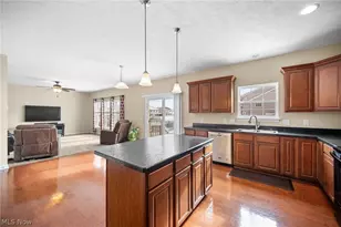 6935 Meadow Lakes Blvd, North Ridgeville, OH 44039 - Photo 10