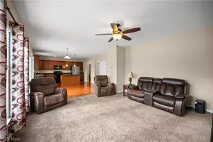 6935 Meadow Lakes Blvd, North Ridgeville, OH 44039 - Photo 6