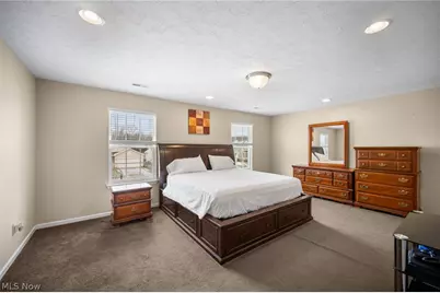 6935 Meadow Lakes Boulevard, North Ridgeville, OH 44039 - Photo 16