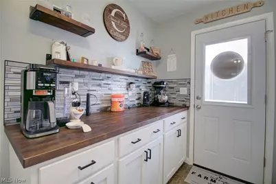 12123 National Drive, Grafton, OH 44044 - Photo 6