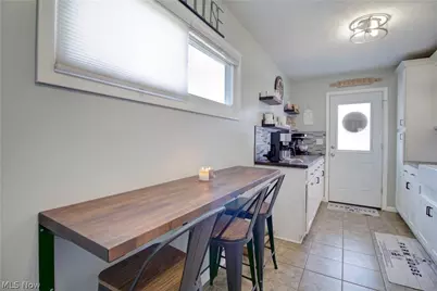 12123 National Drive, Grafton, OH 44044 - Photo 8