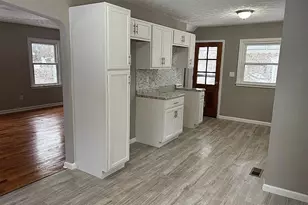 1570 Oakwood Ave, Akron, OH 44301 - Photo 4