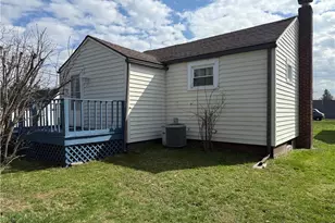 3148 26th St NE, Canton, OH 44705 - Photo 2