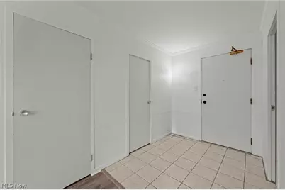 12520 Edgewater Drive #1504, Oakwood, OH 44107 - Photo 8