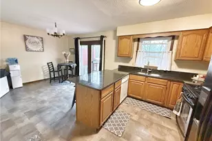 7031 Woodthrush Dr, Painesville Twp, OH 44077 - Photo 6