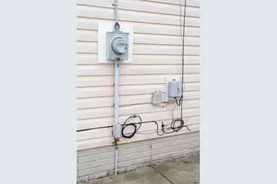 444 Sunshine Avenue, Youngstown, OH 44505 - Photo 12