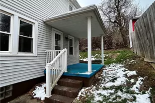 121 Parr Ave, Mingo Junction, OH 43938 - Photo 2