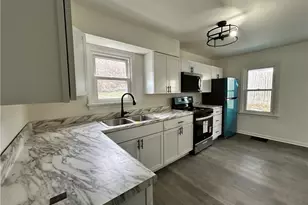 121 Parr Ave, Mingo Junction, OH 43938 - Photo 4