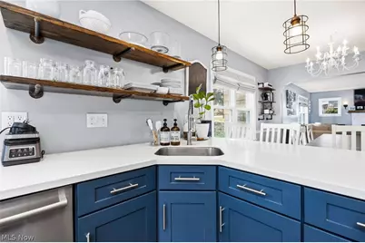 2427 Wadsworth Road, Norton, OH 44203 - Photo 6