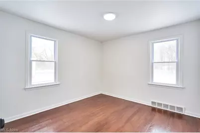 2800 Stark Drive, Willoughby Hills, OH 44094 - Photo 10