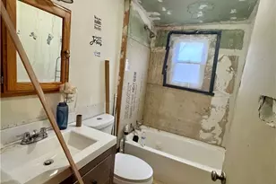 452 W Earle Ave, Youngstown, OH 44511 - Photo 12