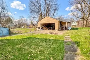 452 W Earle Ave, Youngstown, OH 44511 - Photo 6